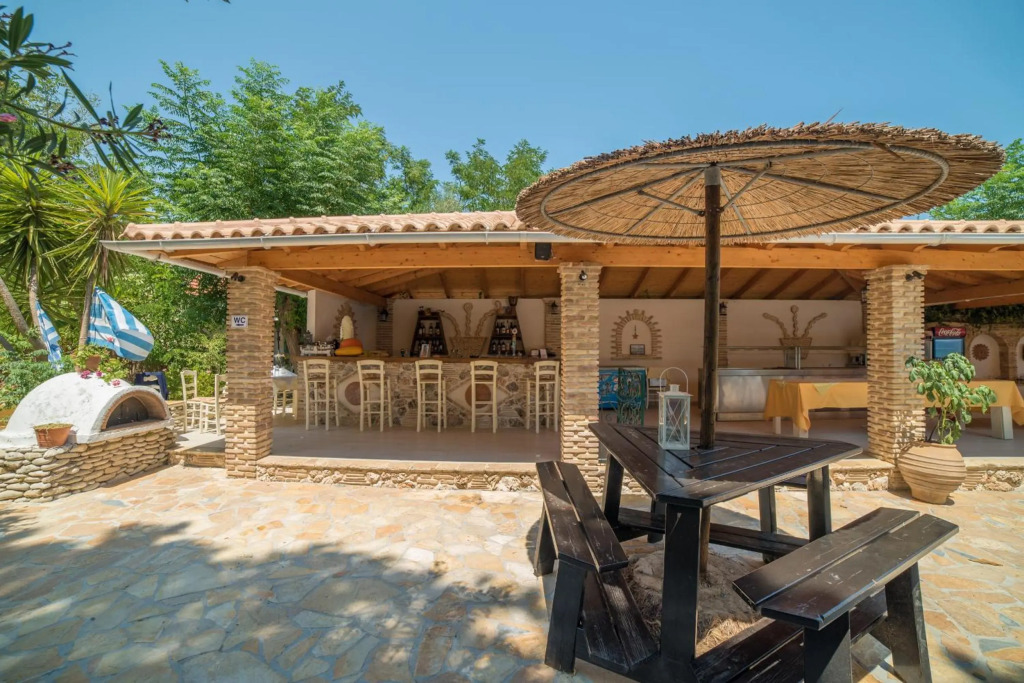 Отель Porto Koukla Beach