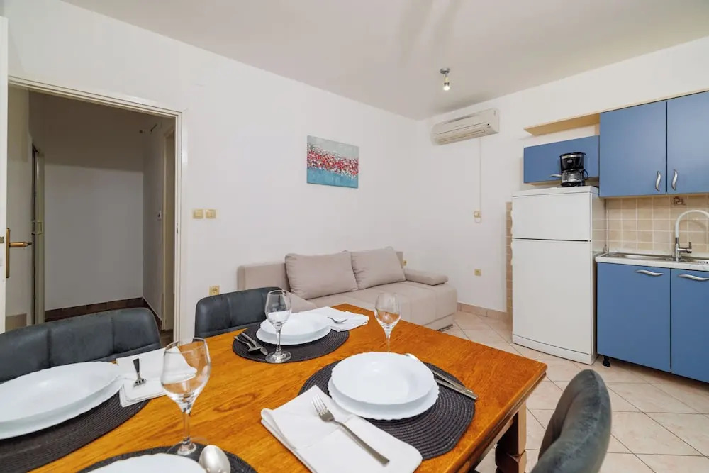Apartment Mima