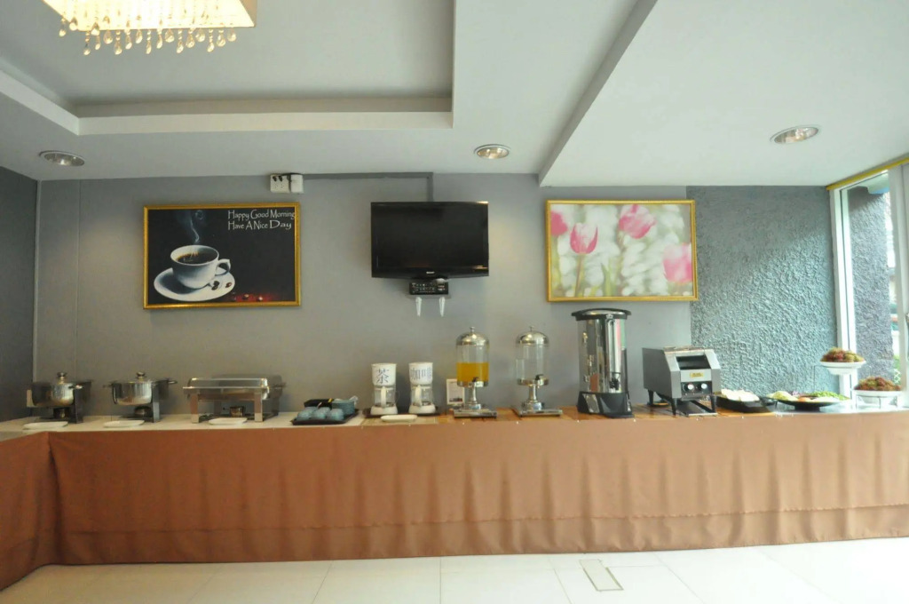 Kriss Residence