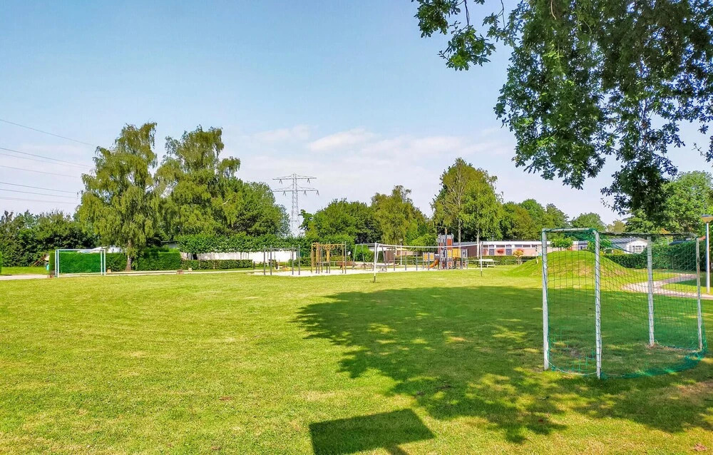 3 Bedroom Awesome Home In Heinkenszand