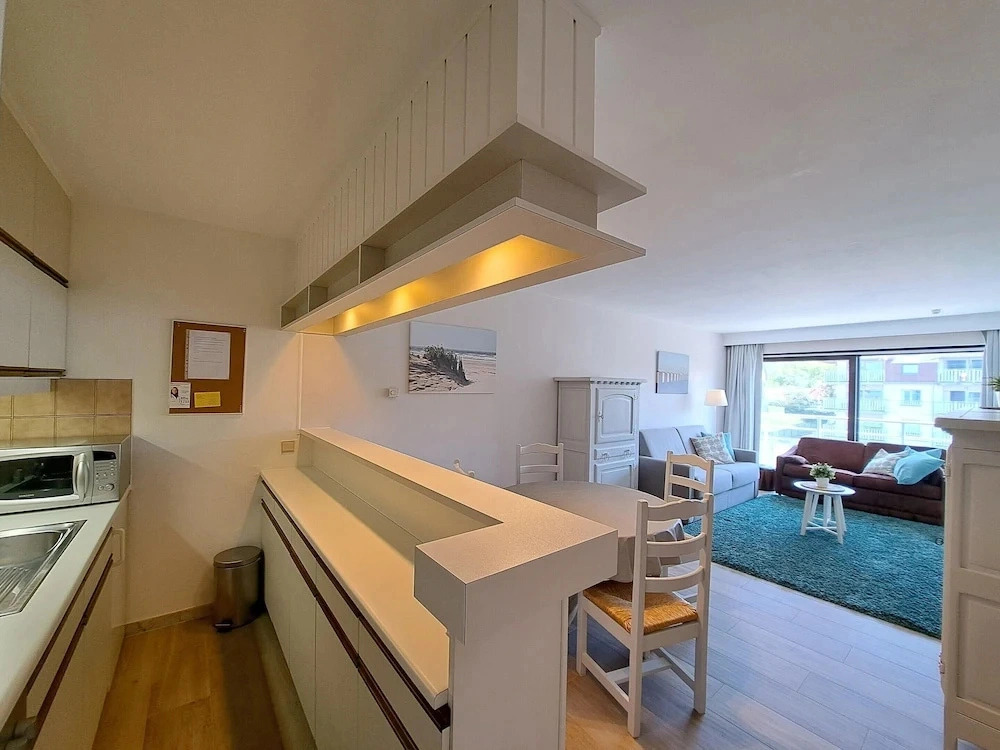 Central Coastal Apartment for 4