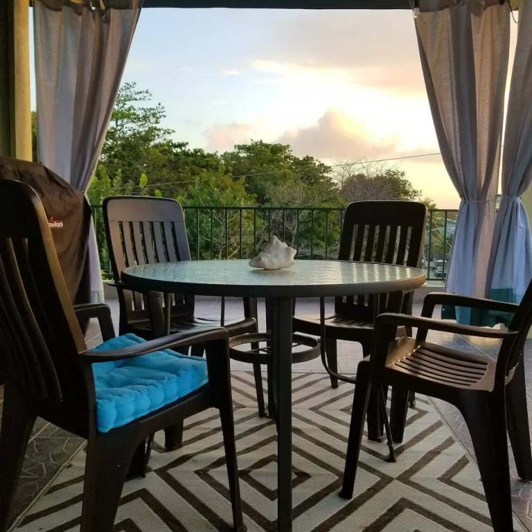 BELIZE TROPICAL DREAM VILLAS
