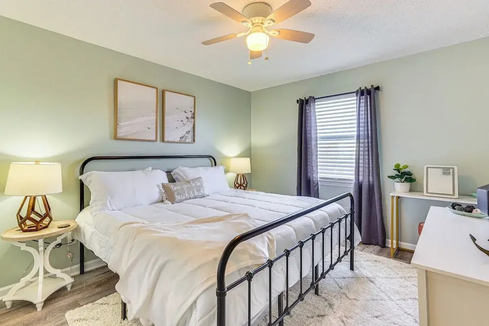 Walk to Beach: Condo w/ Balcony in Pcb!