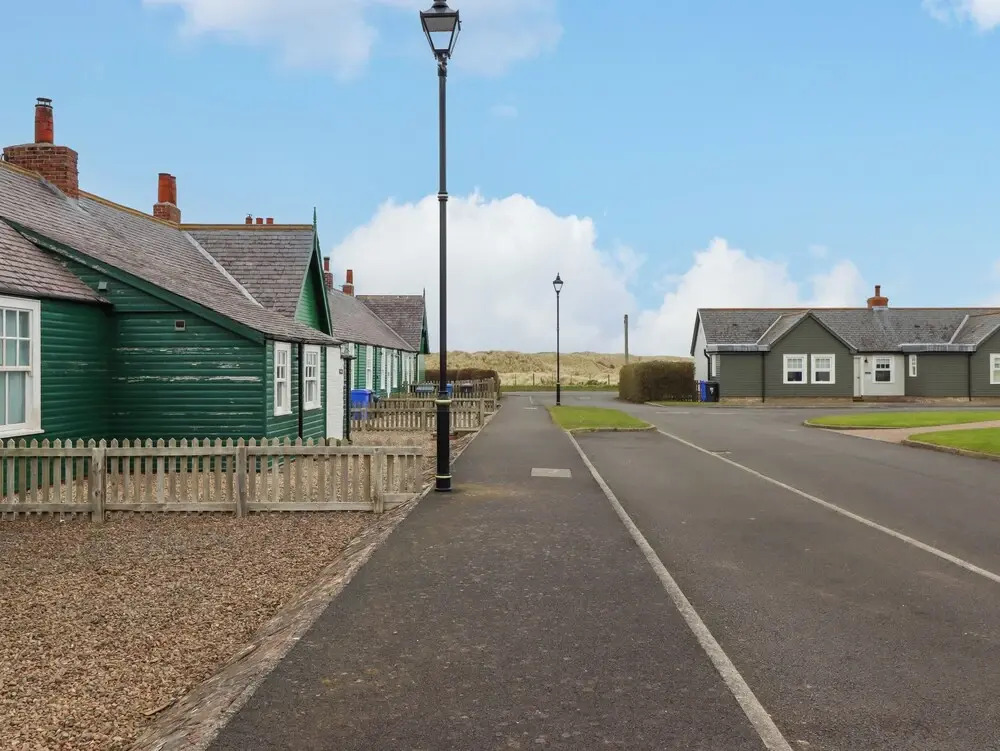 Armstrong Cottages No2