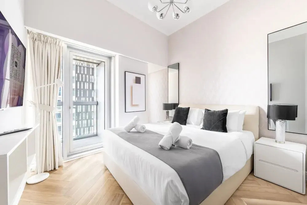 Iconic Marina Stay Cayan Tower 2BR
