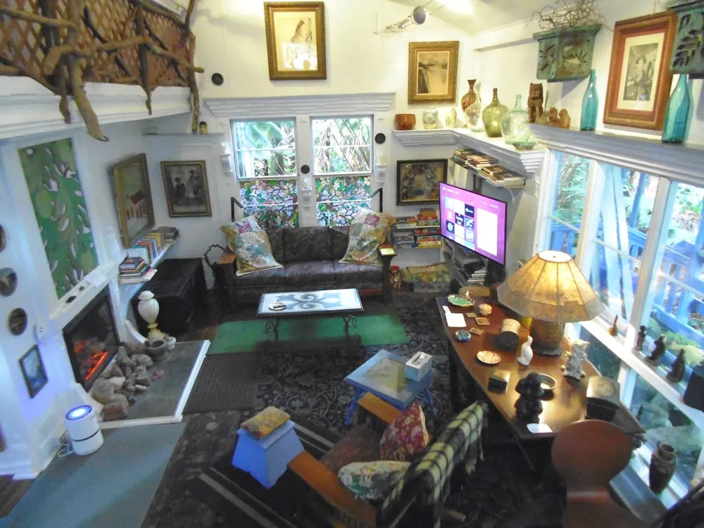 Upcountry Volcano Village Mountain Cottage