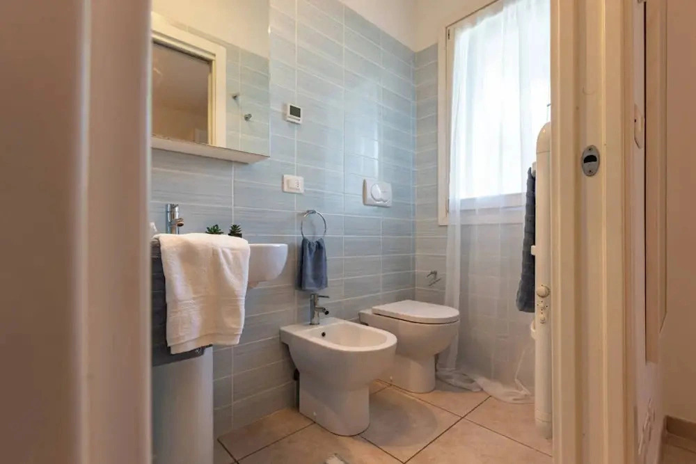 Lovely Ground-floor Apartment With Fenced Garden