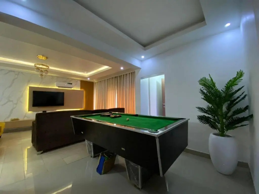 Luxury waterfront 3 bedroom apartment ikoyi