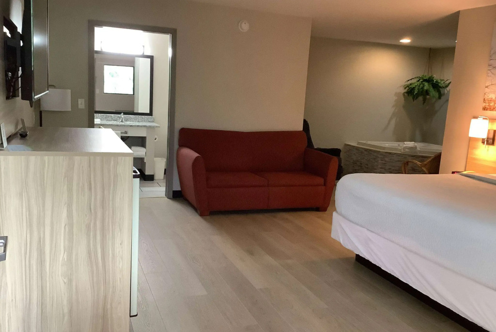 Days Inn by Wyndham Kingdom City