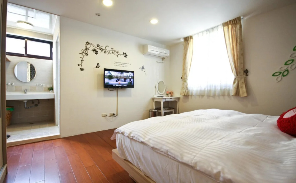 VV House