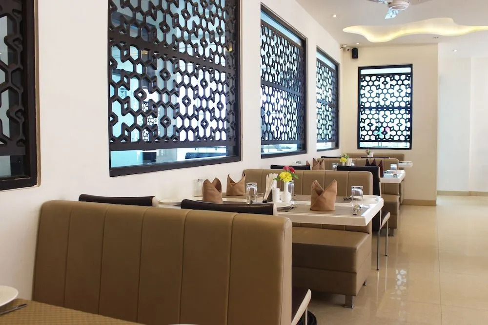 Hotel Madhushrie Agra