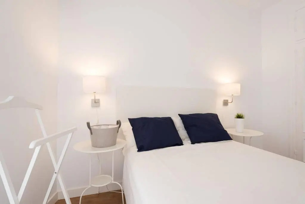 FUN BUILDING FLATS by HOMEABOUT