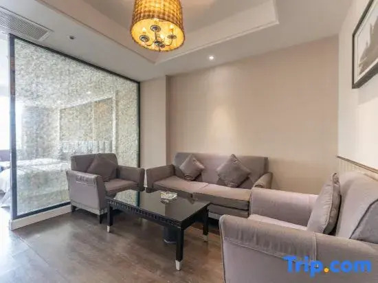 Huihe Hotel (Yingtan Railway Station South Station Road store)