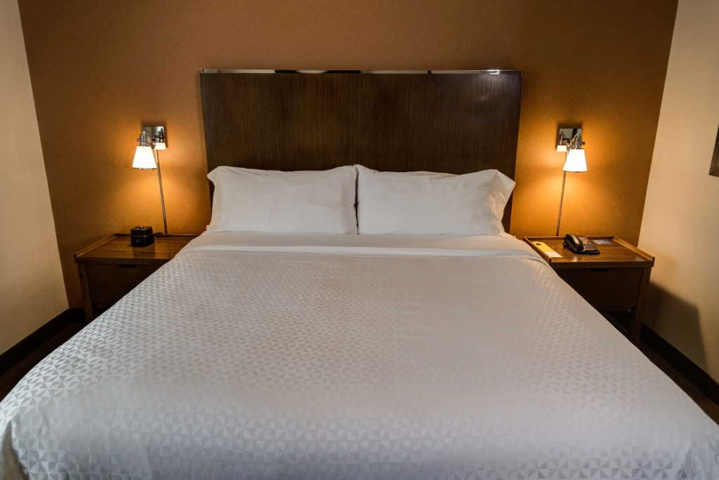 Four Points by Sheraton Sherwood Park