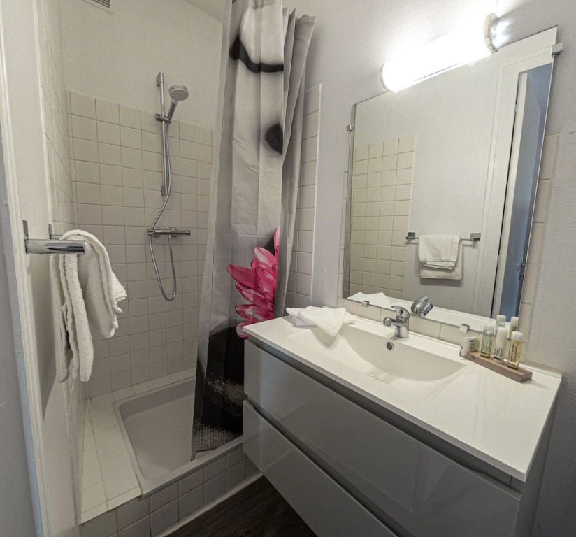 Appartements Les Orchidees Raspail