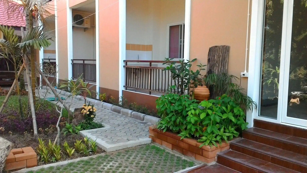 M Place Maerim