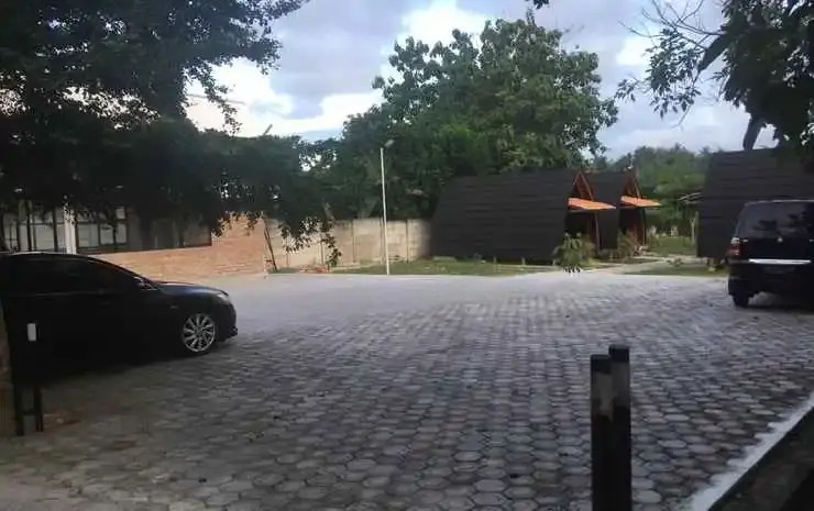 Dekamil Cottage Villa Kebun
