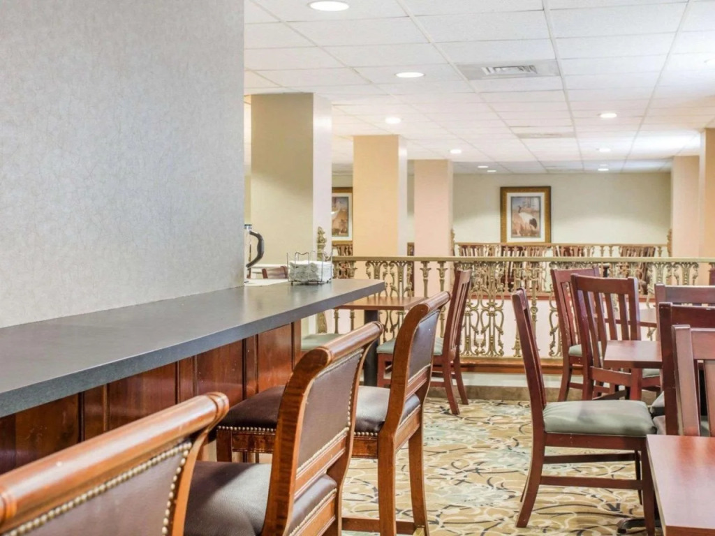 Comfort Inn & Suites Patriots Point