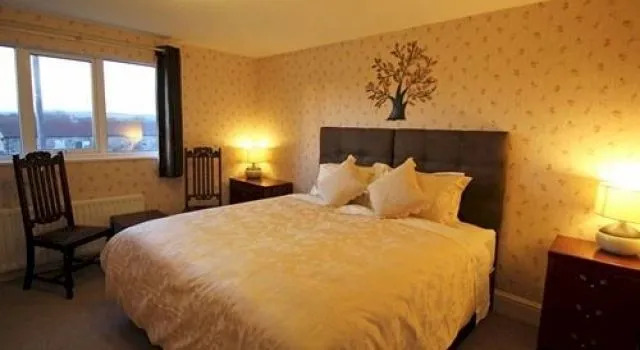 Golden Fleece B&B