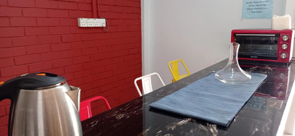 Ipoh Meru 20 pax Corner House