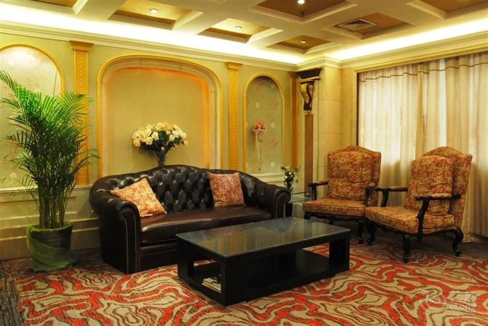 Huanghe Hotel