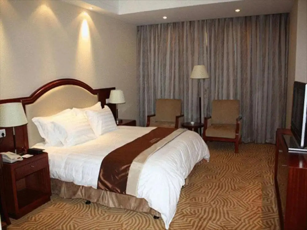 Shanghai Paradise Hotel