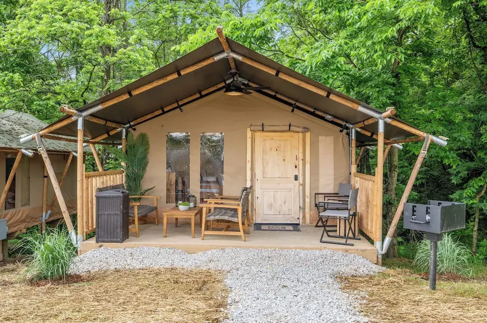 The Lodges at Eden Reserve - Pet Friendly Cabins Near Ark