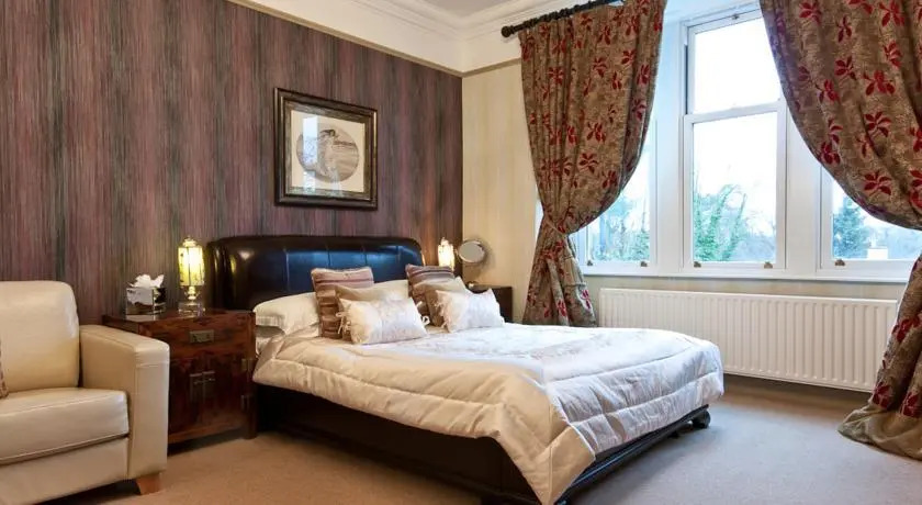 The Howbeck & The Retreat 5min to Lake, Restaurants & to the free Hydro Wellness Club