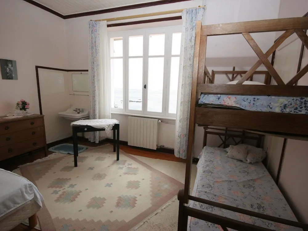 Impressive Villa With Sea View in Clohars-carnoët