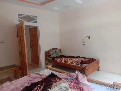 New White Palace Hotel