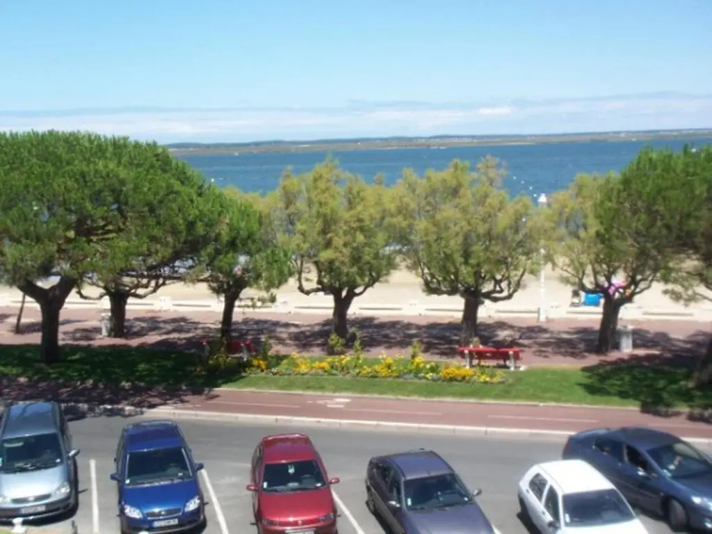 Appartement Arcachon, 3 pièces, 4 personnes - FR-1-374-52