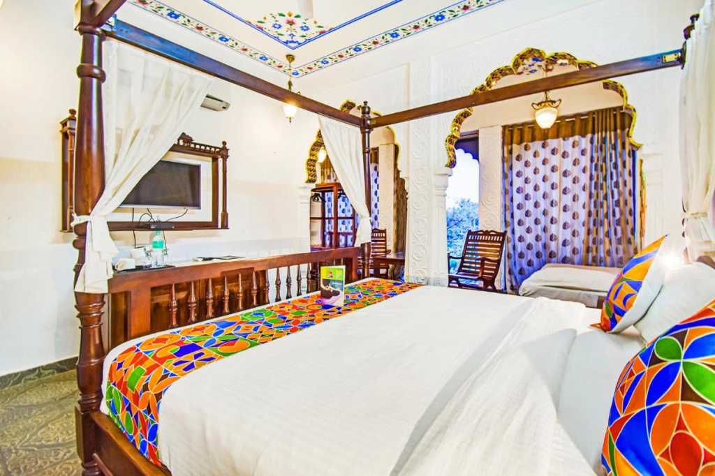 Fabhotel Shree Villas
