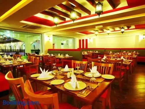 Johny International Hotel