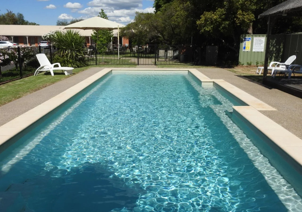 Wine Village Motor Inn