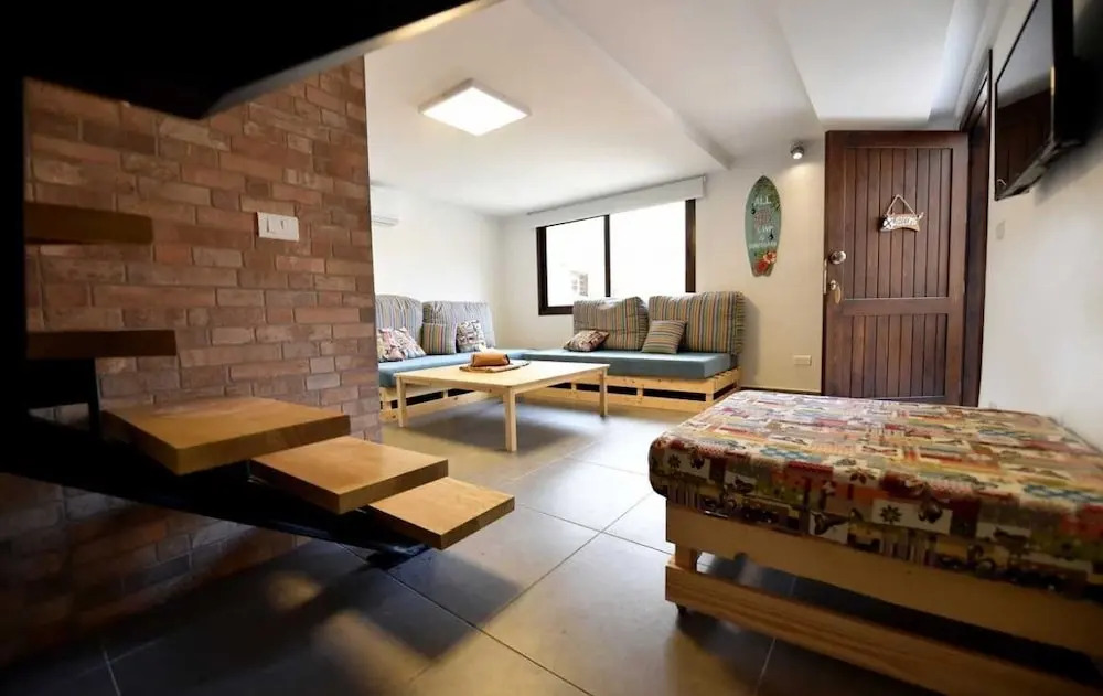 Old Town Guesthouses-Batroun
