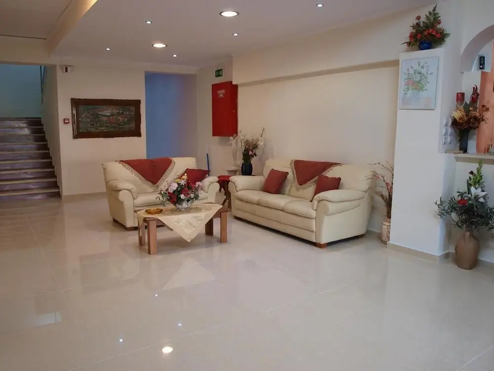 Hotel Pyrgos