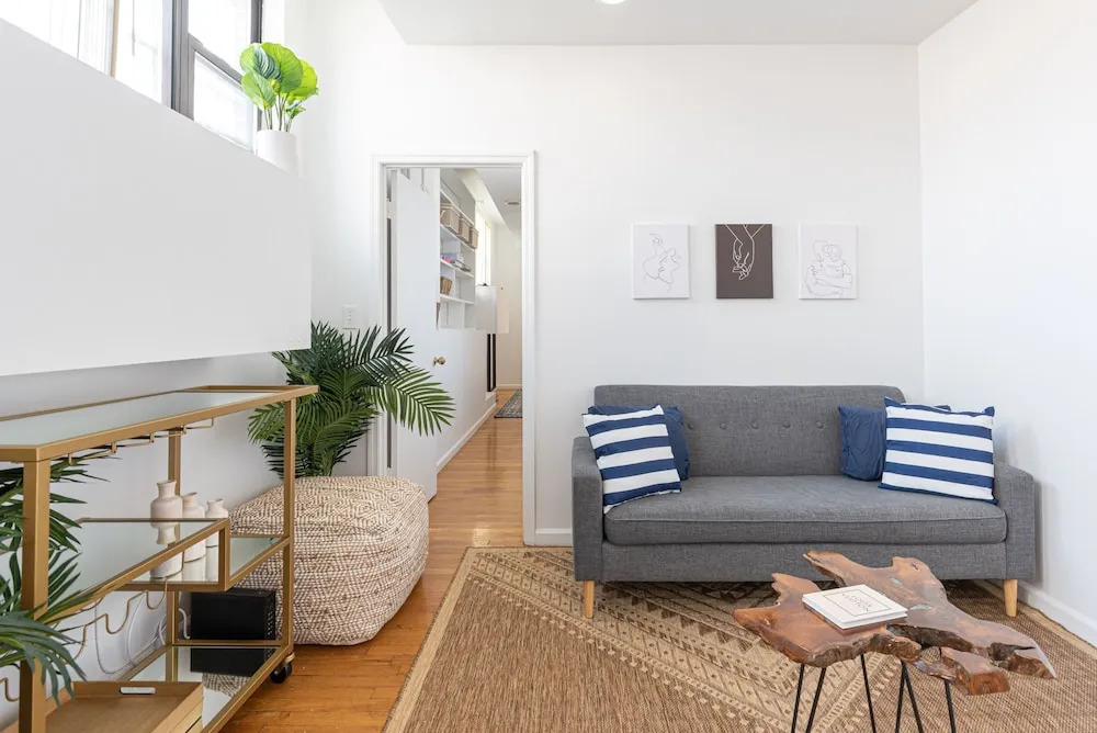 Amazing Furnished 1 BR Penthouse Midtown West