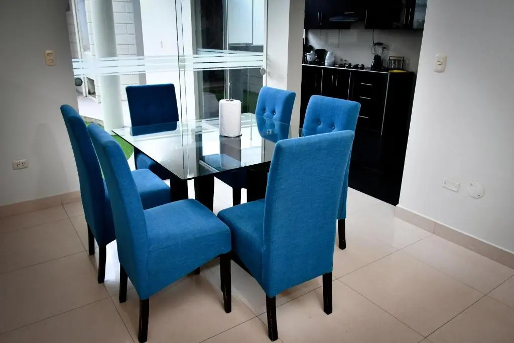 Hermoso Chalet en la ciudad de Tarapoto con 3 dormitorios, ideal para familias o grupo de amigos, hasta 6 personas