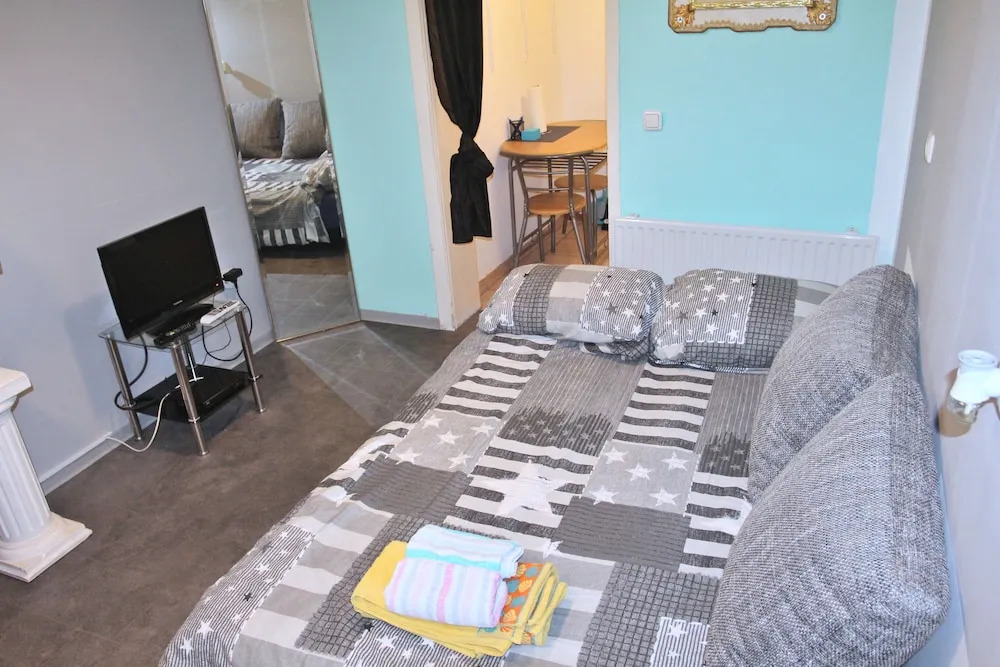 Mixie Home