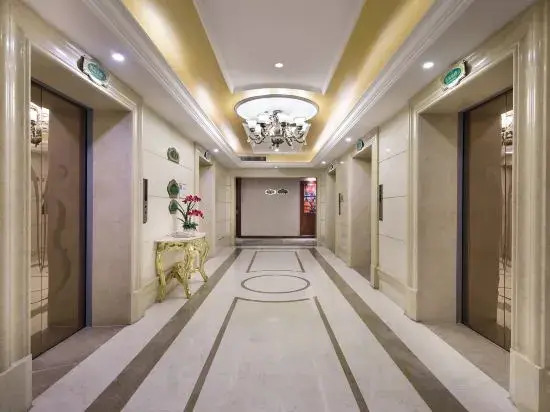 Vienna Intemational Hotel( Ming Xiu Road Subway Station)