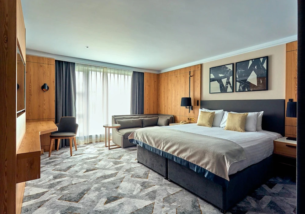 Crowne Plaza Marlow by IHG