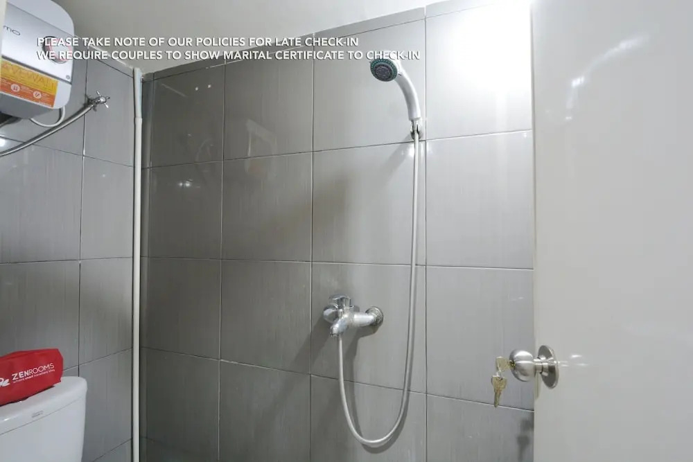 ZEN Rooms Basic Tanjung Duren Syariah