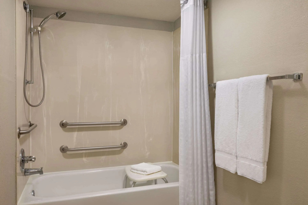 Baymont by Wyndham Wilmington