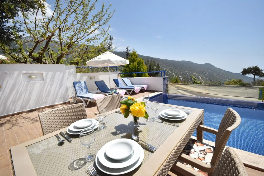 Villa Bengu by Helaltatilvillari