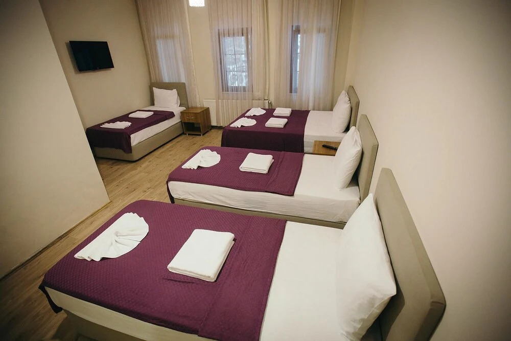 Jadela Otel