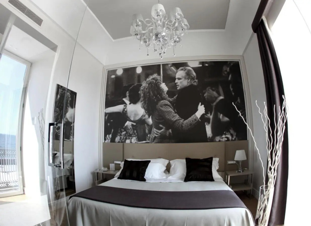 Partenope Relais
