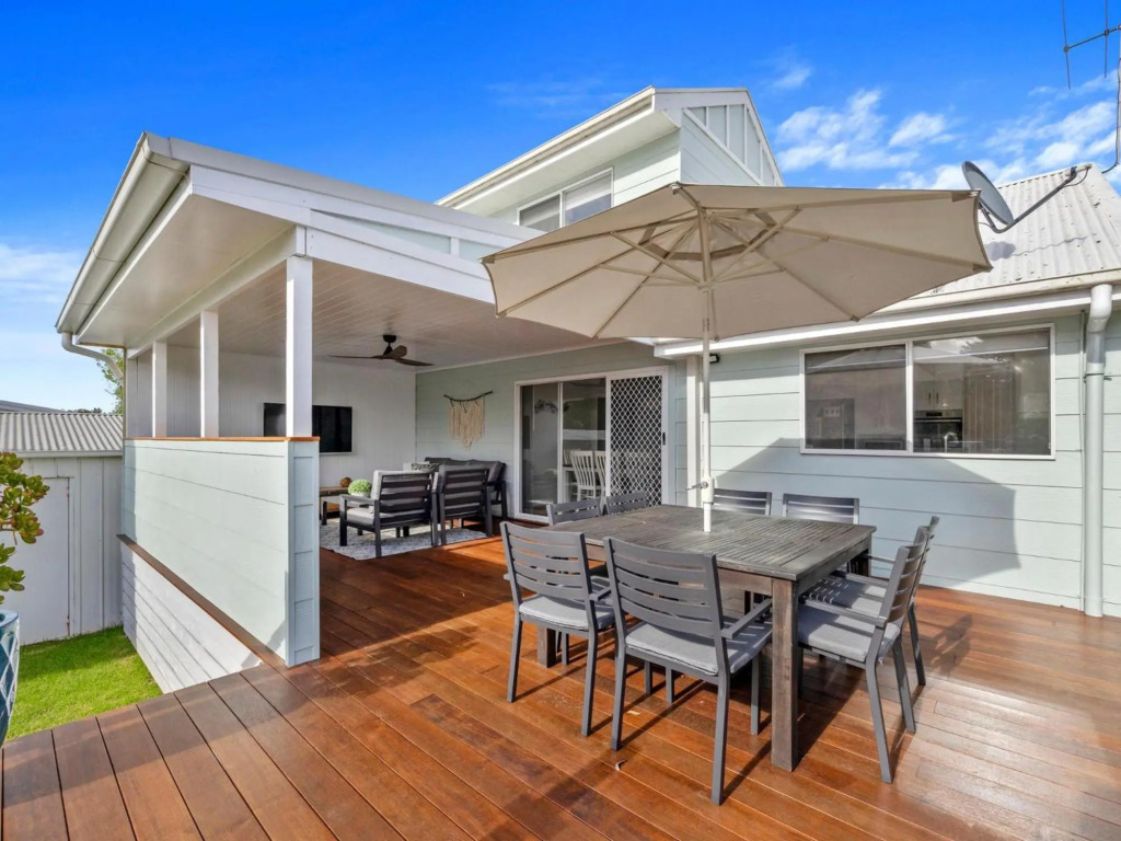 31 Seascape Ave, Cowes