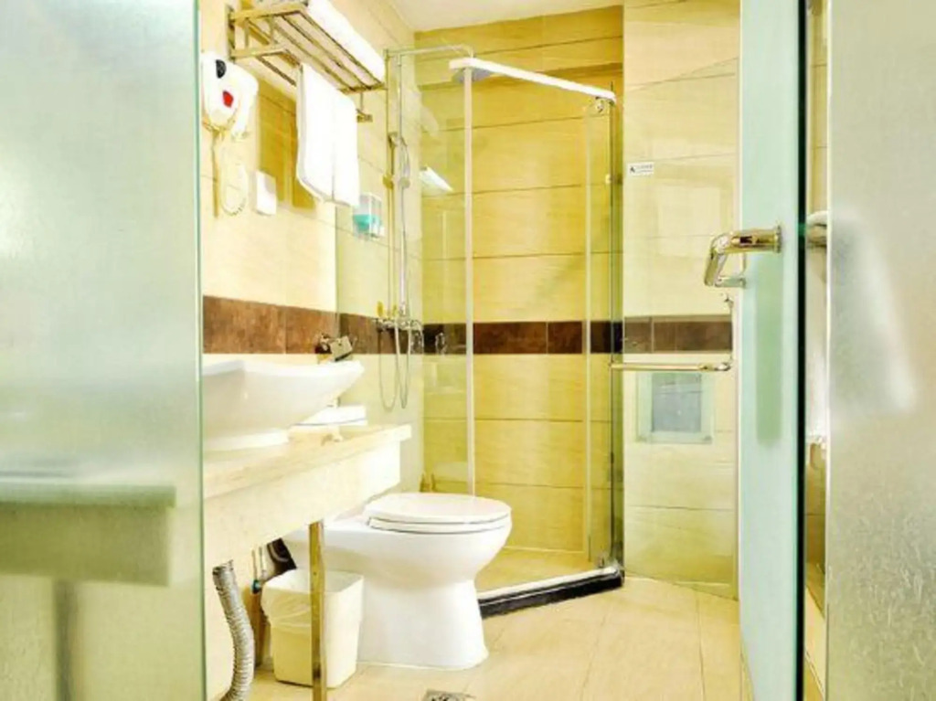 Dhenggong Yuchengjia Express Hotel