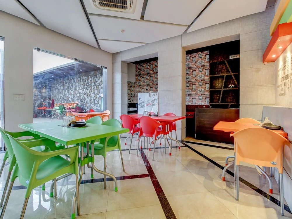 Urbanite by OYO Rooms