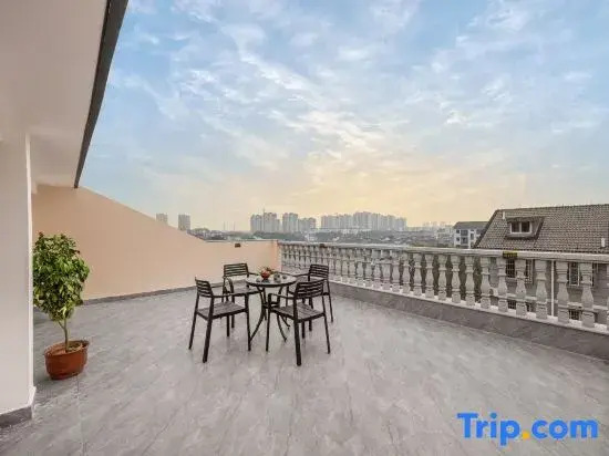 Floral Hotel·Xiyue Yaju Homestay (Nanmen Branch of Nanxun Ancient Town Scenic Area)